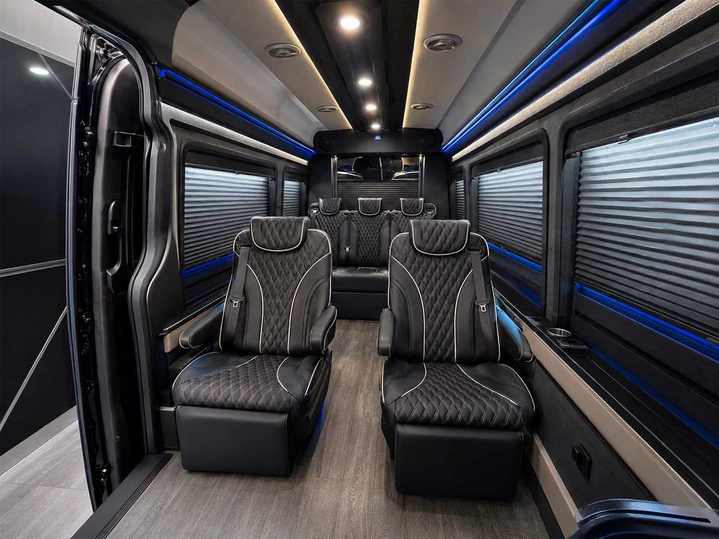 corporate group airport transfers in lincoln nebraska