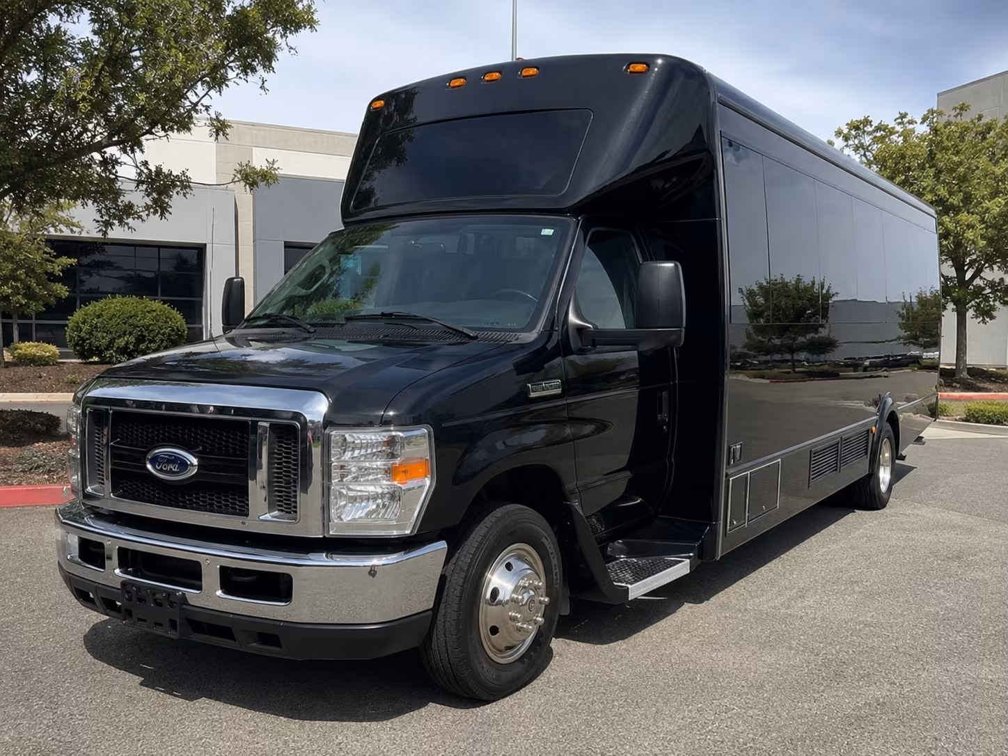 husker games lincoln sporting events party bus rental