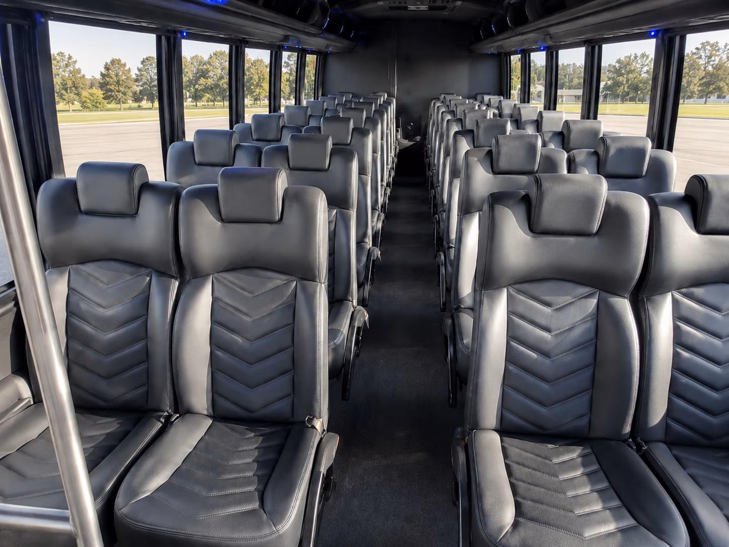 lincoln 20 passenger minibus inside