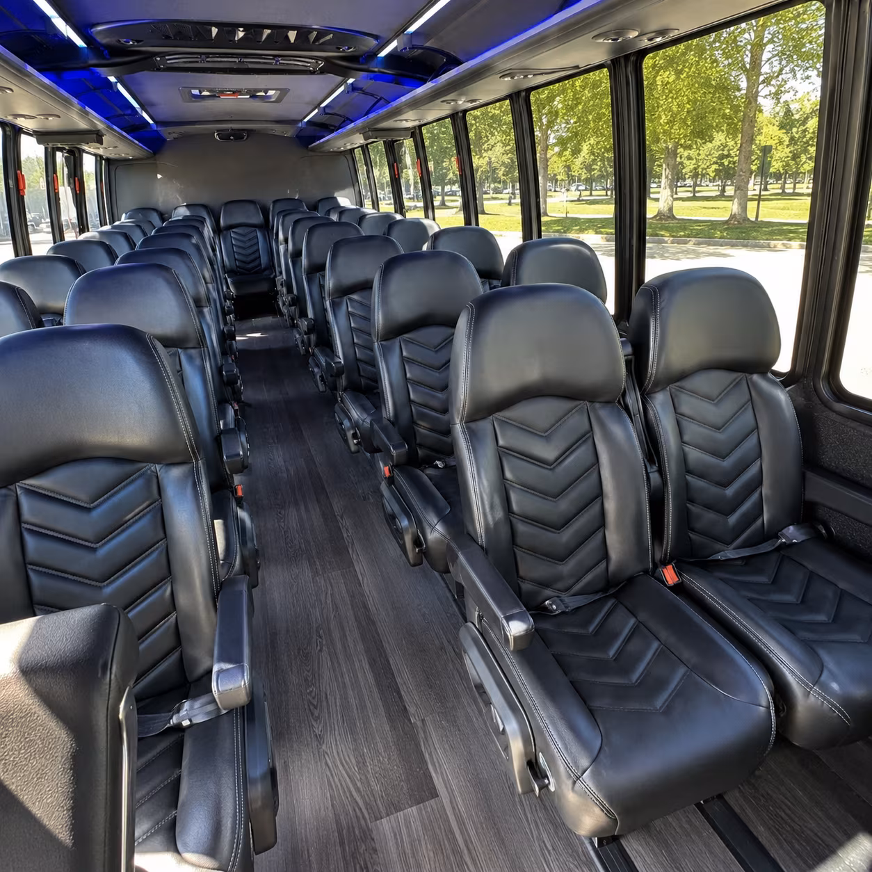 lincoln 30 passenger minibus interior