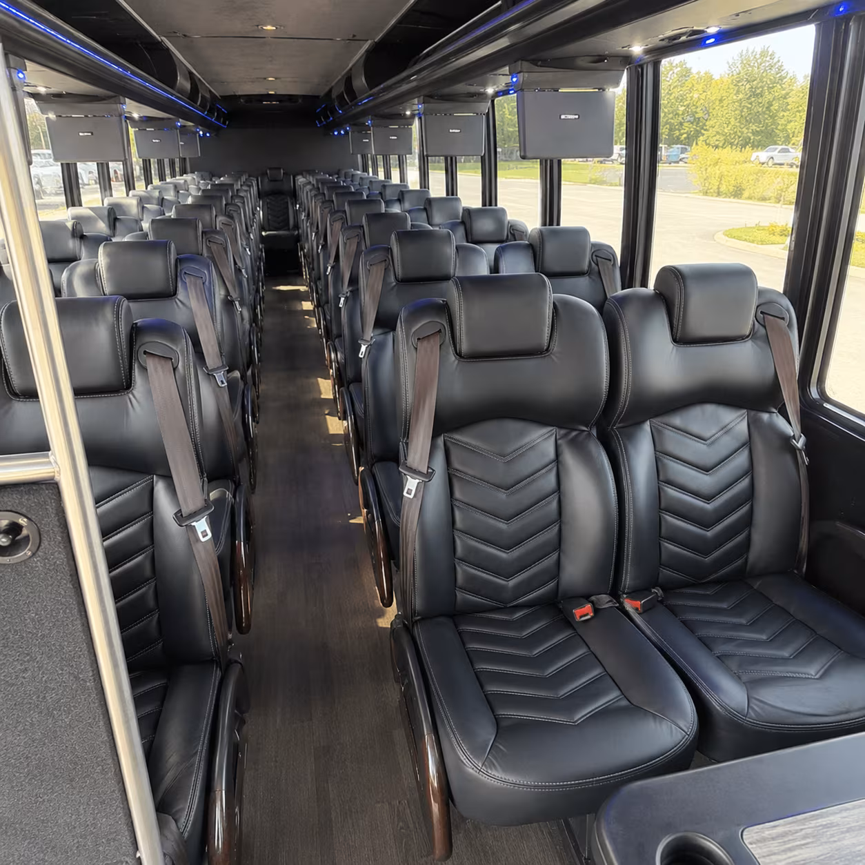 lincoln 35 passenger minibus inside
