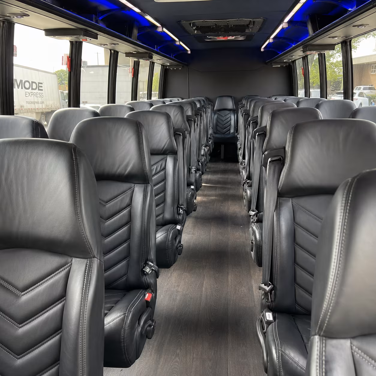 lincoln 35 passenger minibus interior