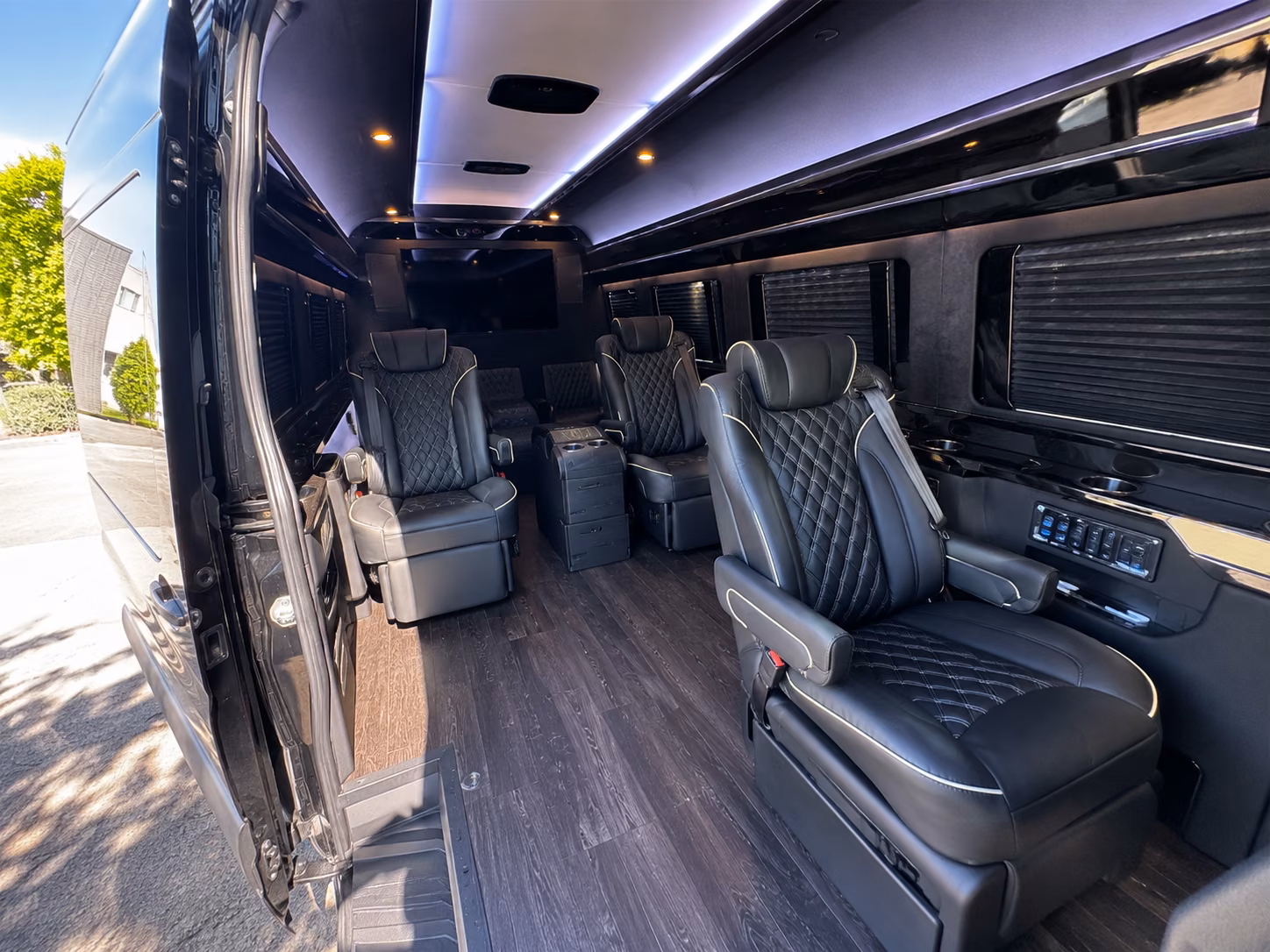 lincoln government military transportation onboard seating