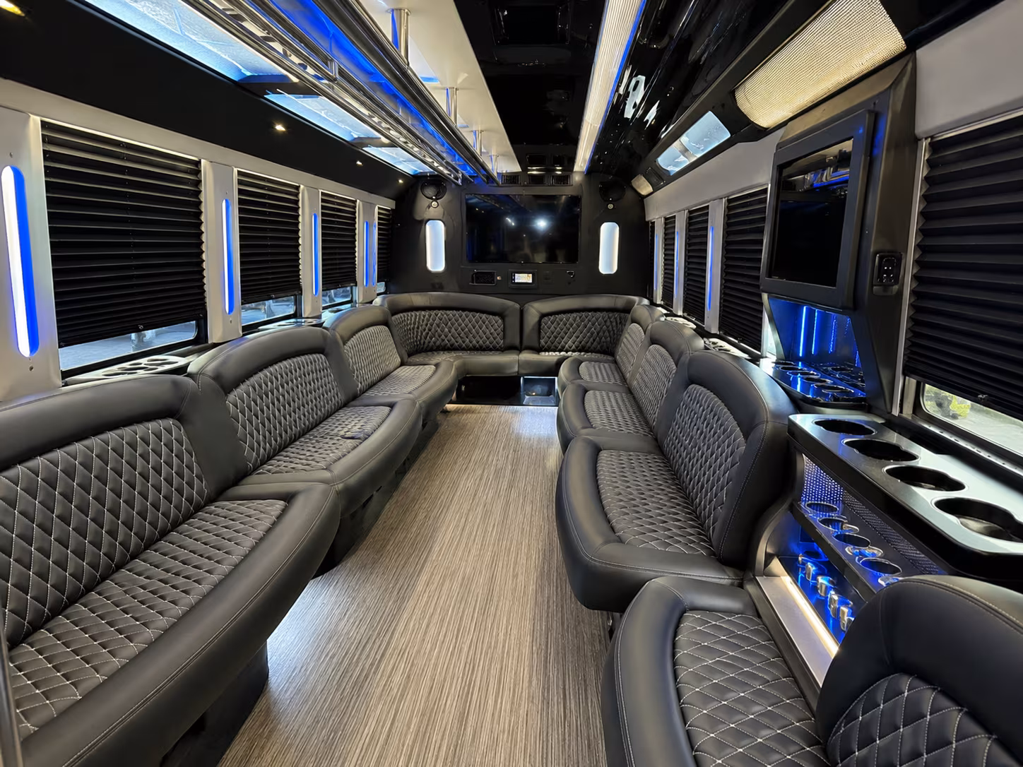 lincoln night out party bus rental