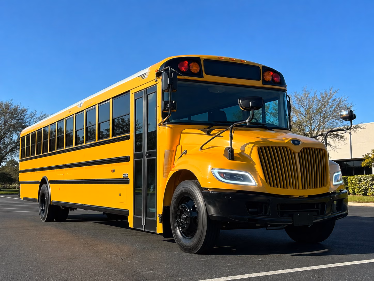 lincoln school bus