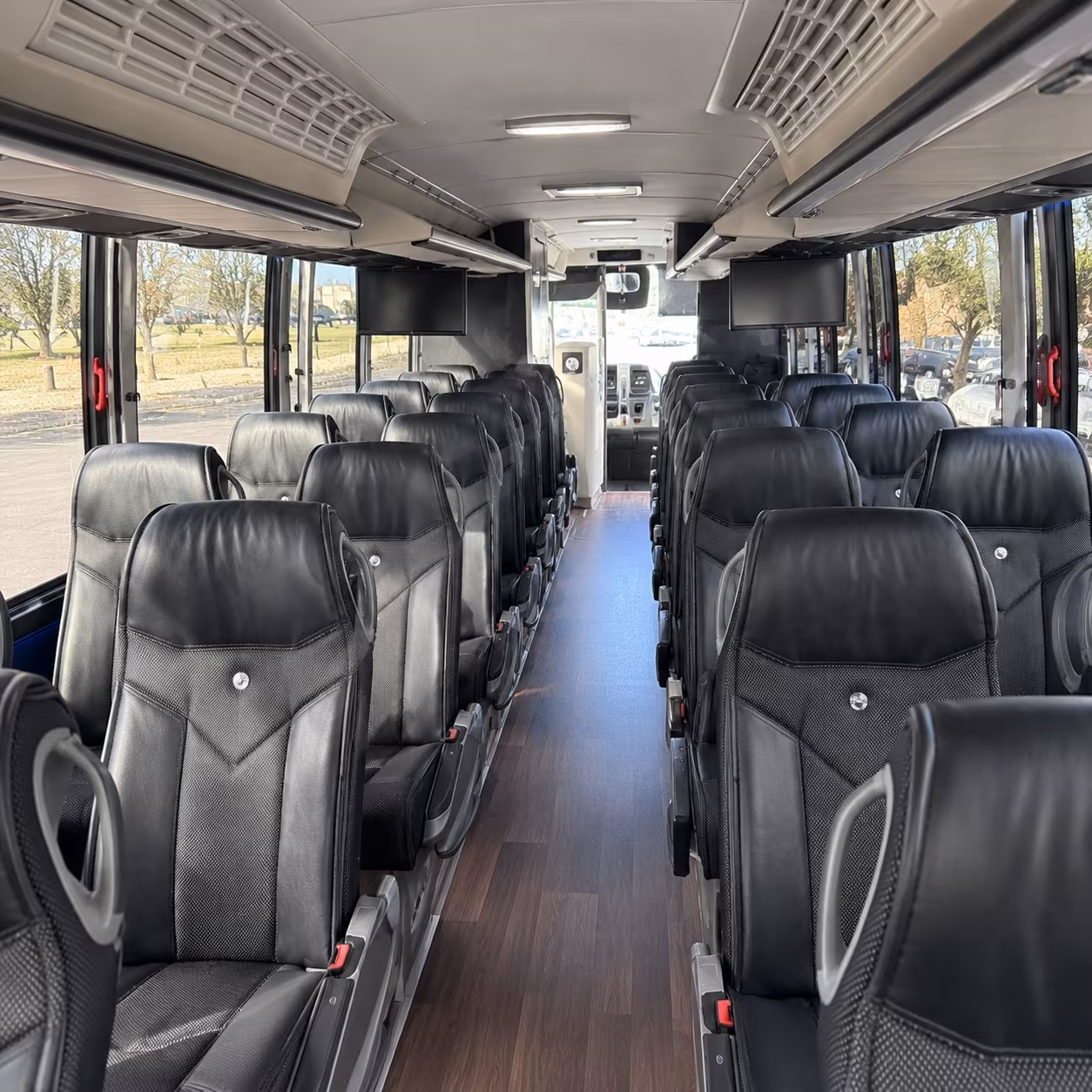 long distance charter bus rentals from lincoln to omaha and kansas city