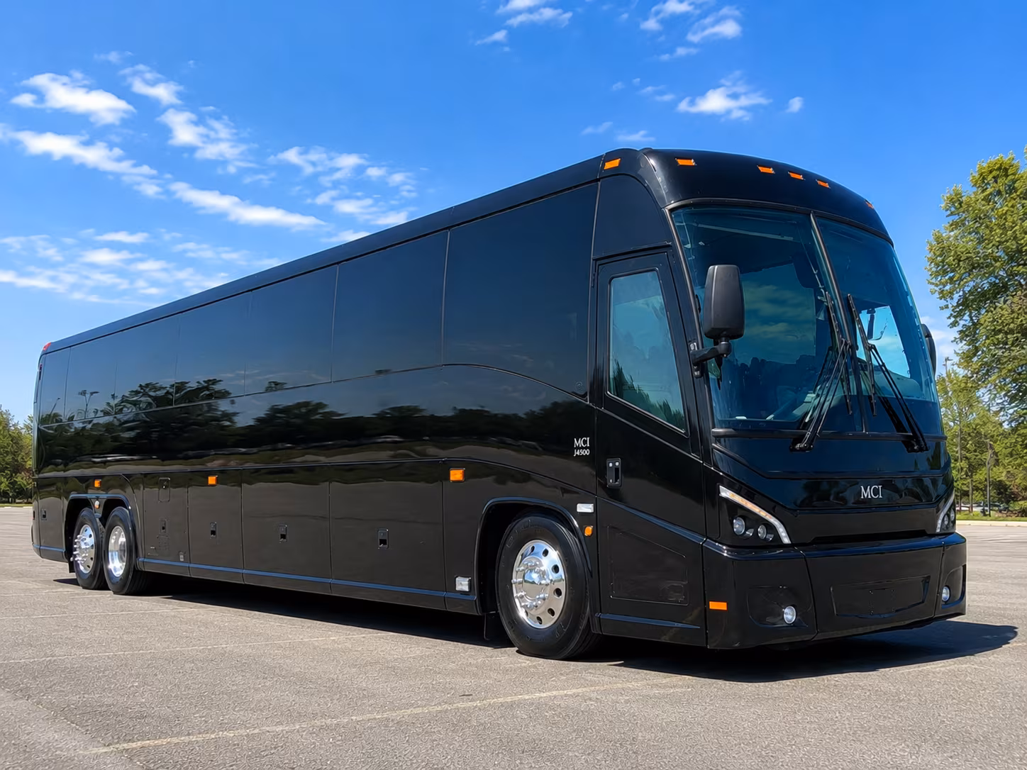 long distance charter buses from lincoln to away games and road trips