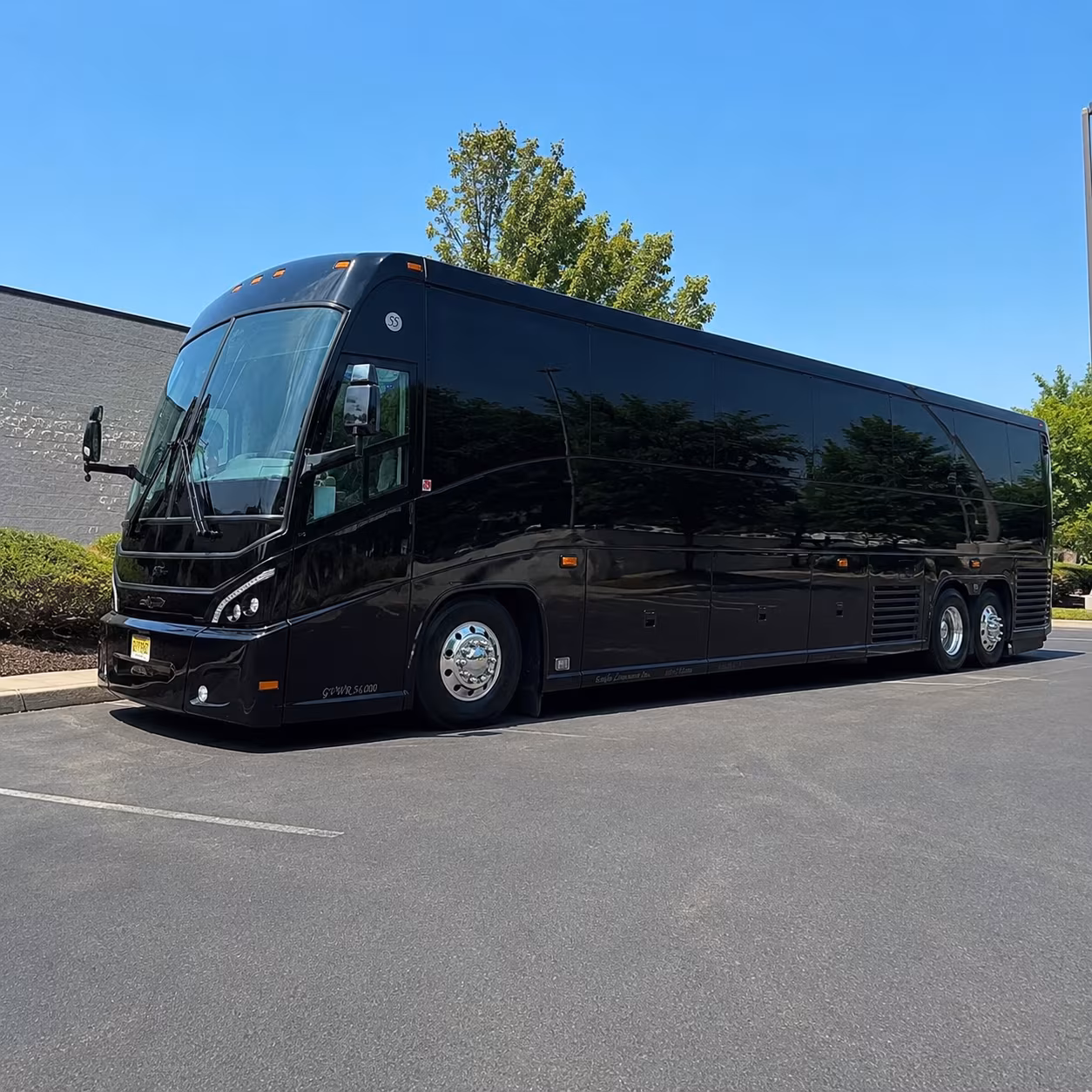 shuttle buses between lincoln airport and omaha eppley airfield